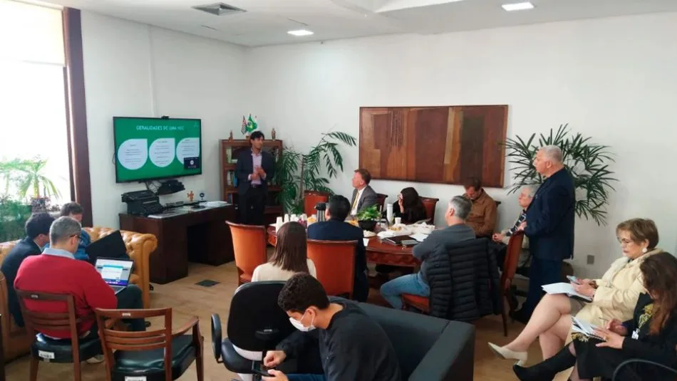 Presentation on NDC fundamentals during the workshop.