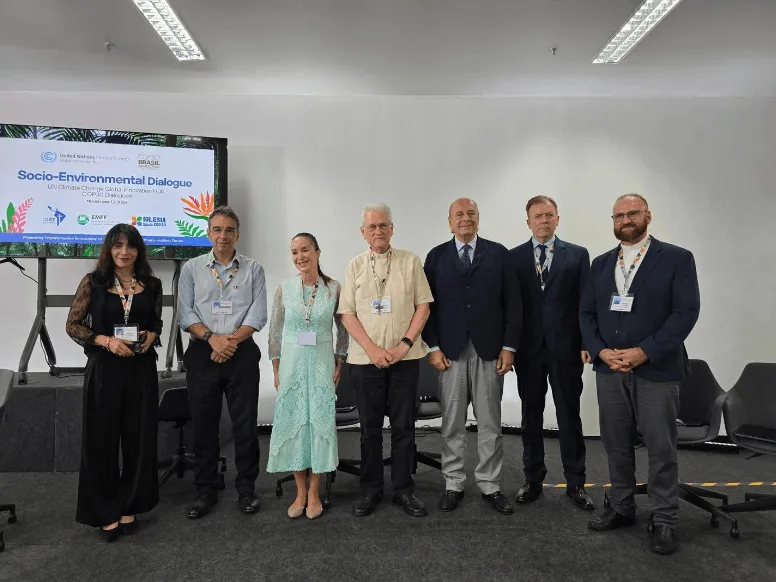 Speakers of the Socio-Environmental Dialogue for Peace panel at the UN Climate Change Global Innovation Hub, COP30 Belém.