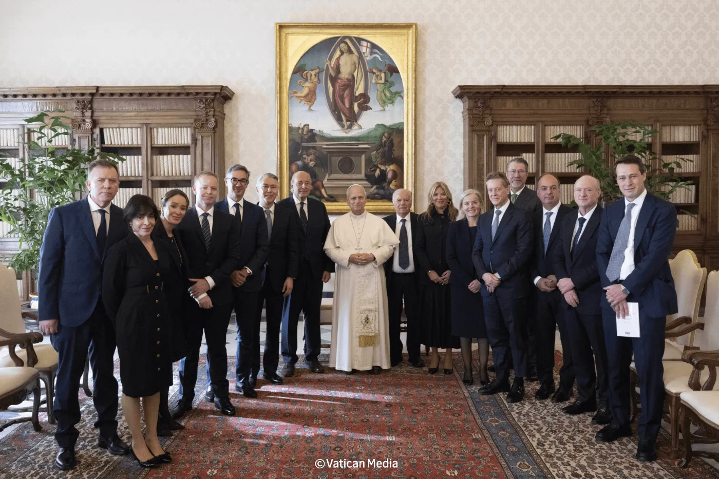 Pope Leo XIV greets Patricio Lombardi, Executive Director of EMFF, at the Holy See. © Vatican Media